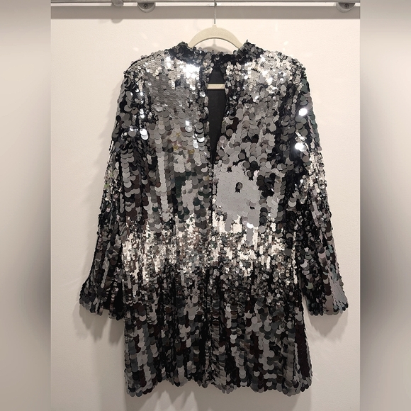 Sequined Party Dress - Picture 4 of 10
